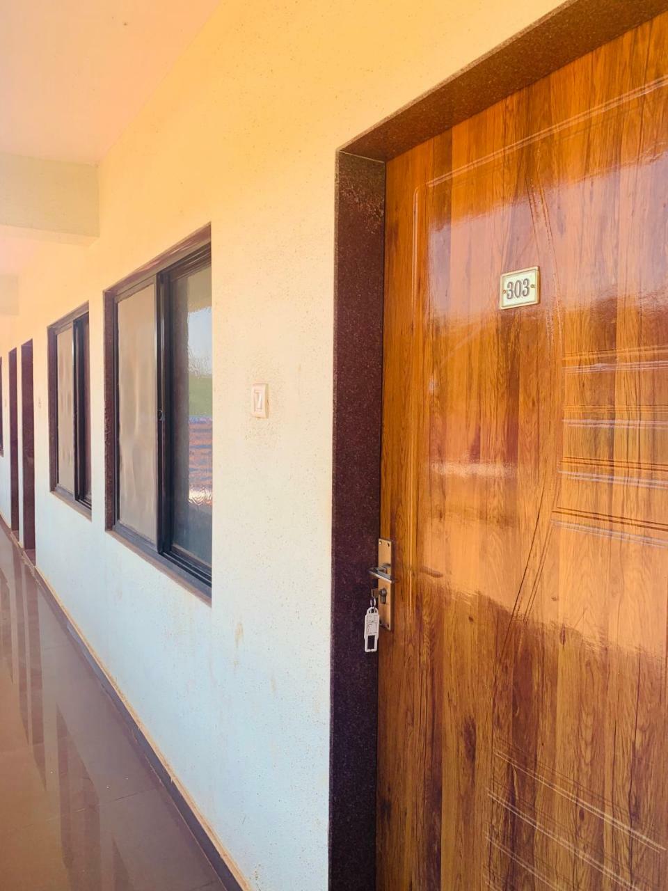 Stay Classy Mahābaleshwar Exterior foto