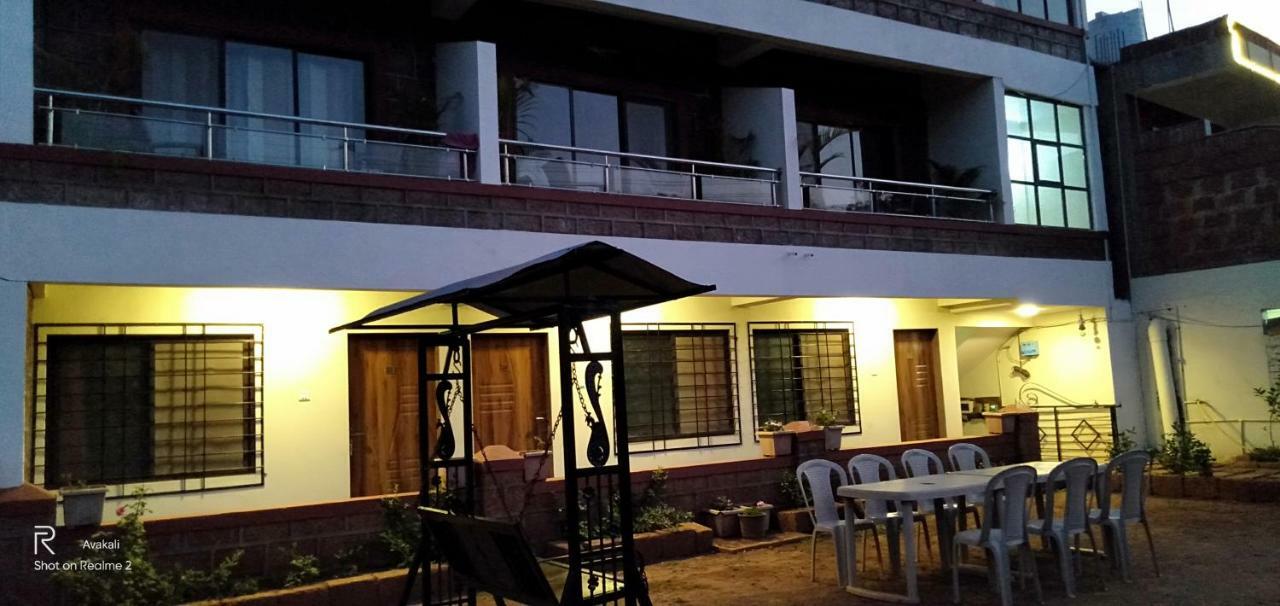 Stay Classy Mahābaleshwar Exterior foto